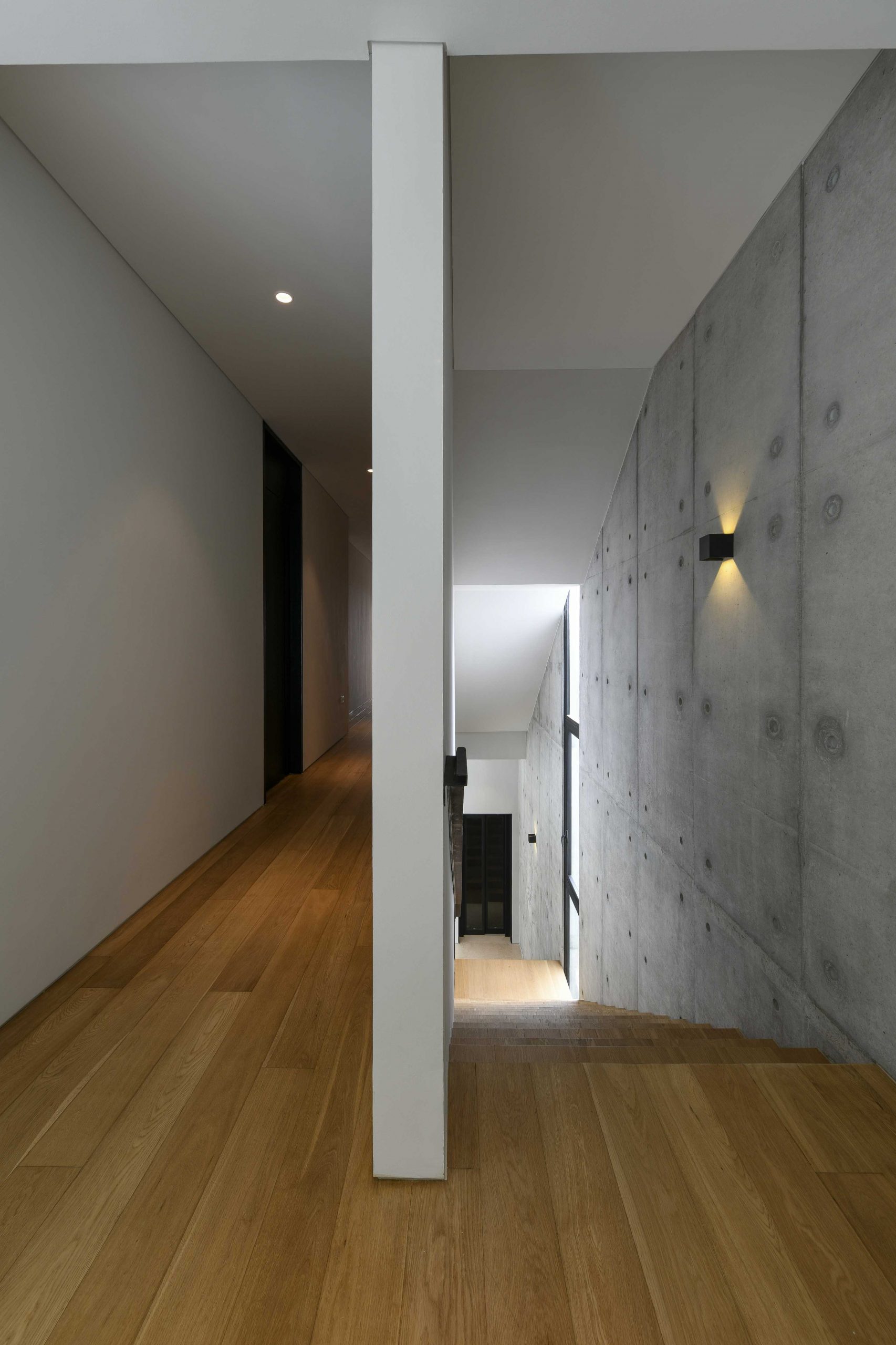 CONCRETE HOUSE - Edmund Ng Architects