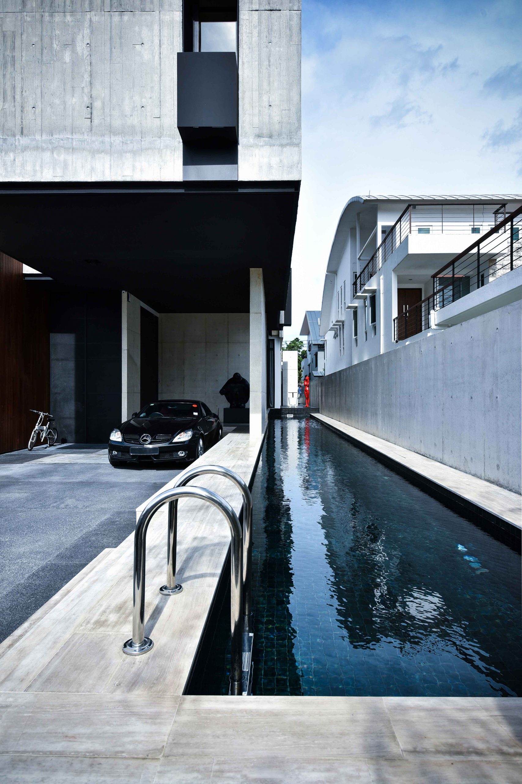 CANTILEVER HOUSE – Edmund Ng Architects