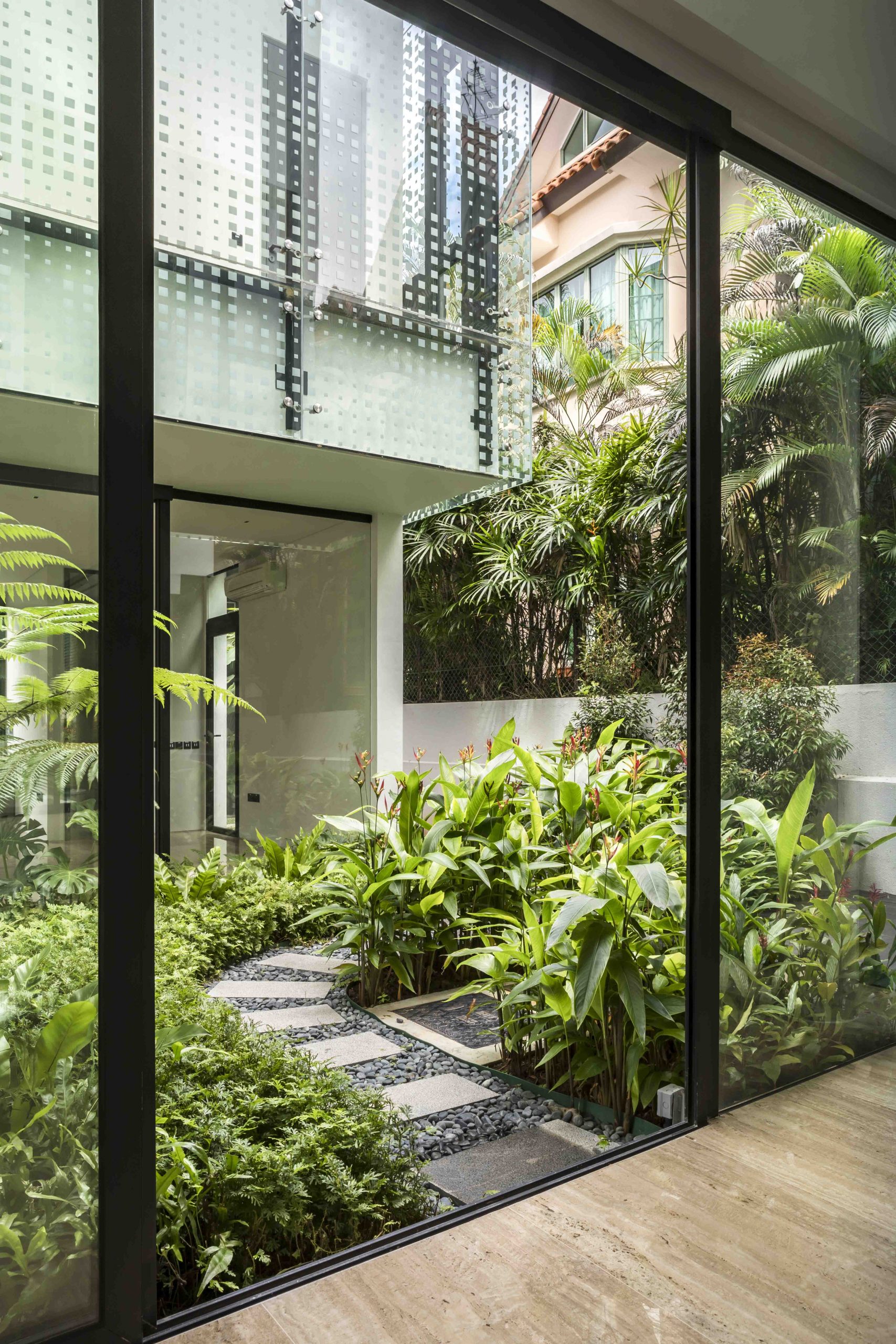 Glass House – Jalan Pandan – Edmund Ng Architects